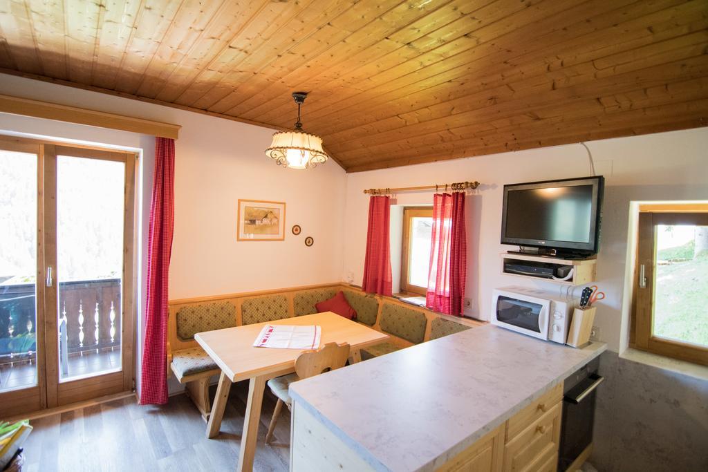 Gaestehaus Berger - Priglhof Треффен Екстер'єр фото